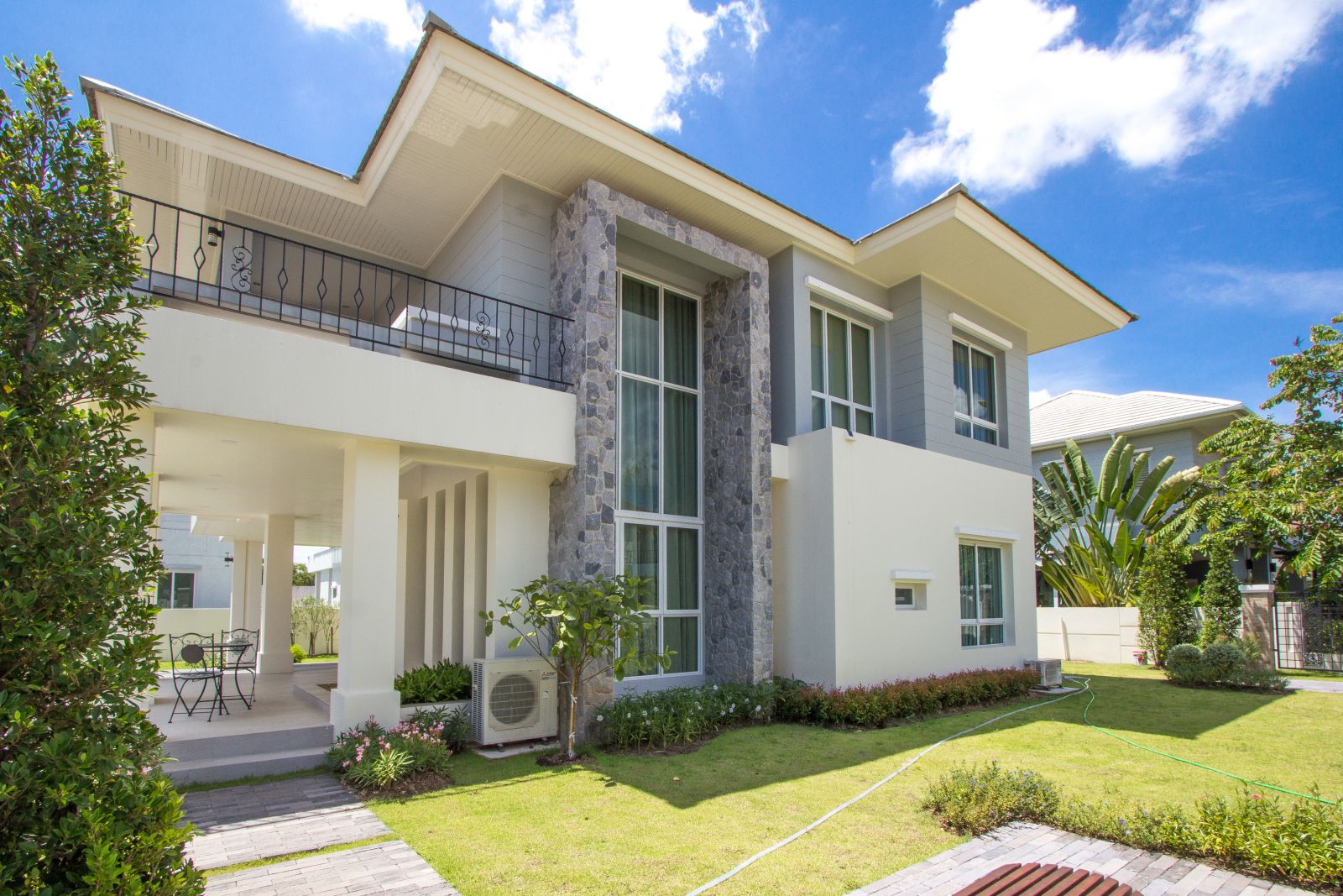 สนามบาสเก็ตบอล